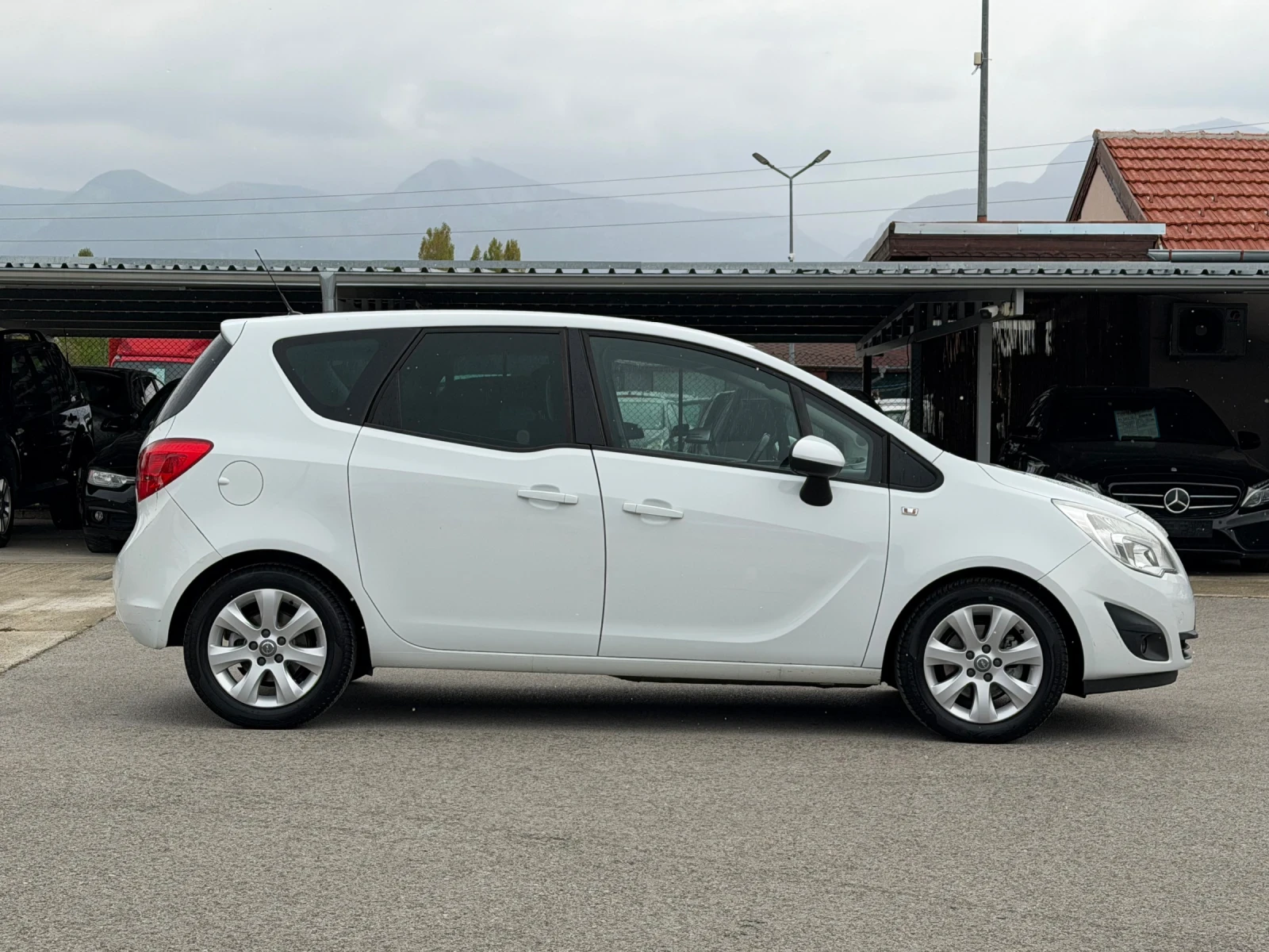 Opel Meriva 1.4i ГАЗ БЕЗНИН ИТАЛИЯ , снимка 4 - Автомобили и джипове - 56265110