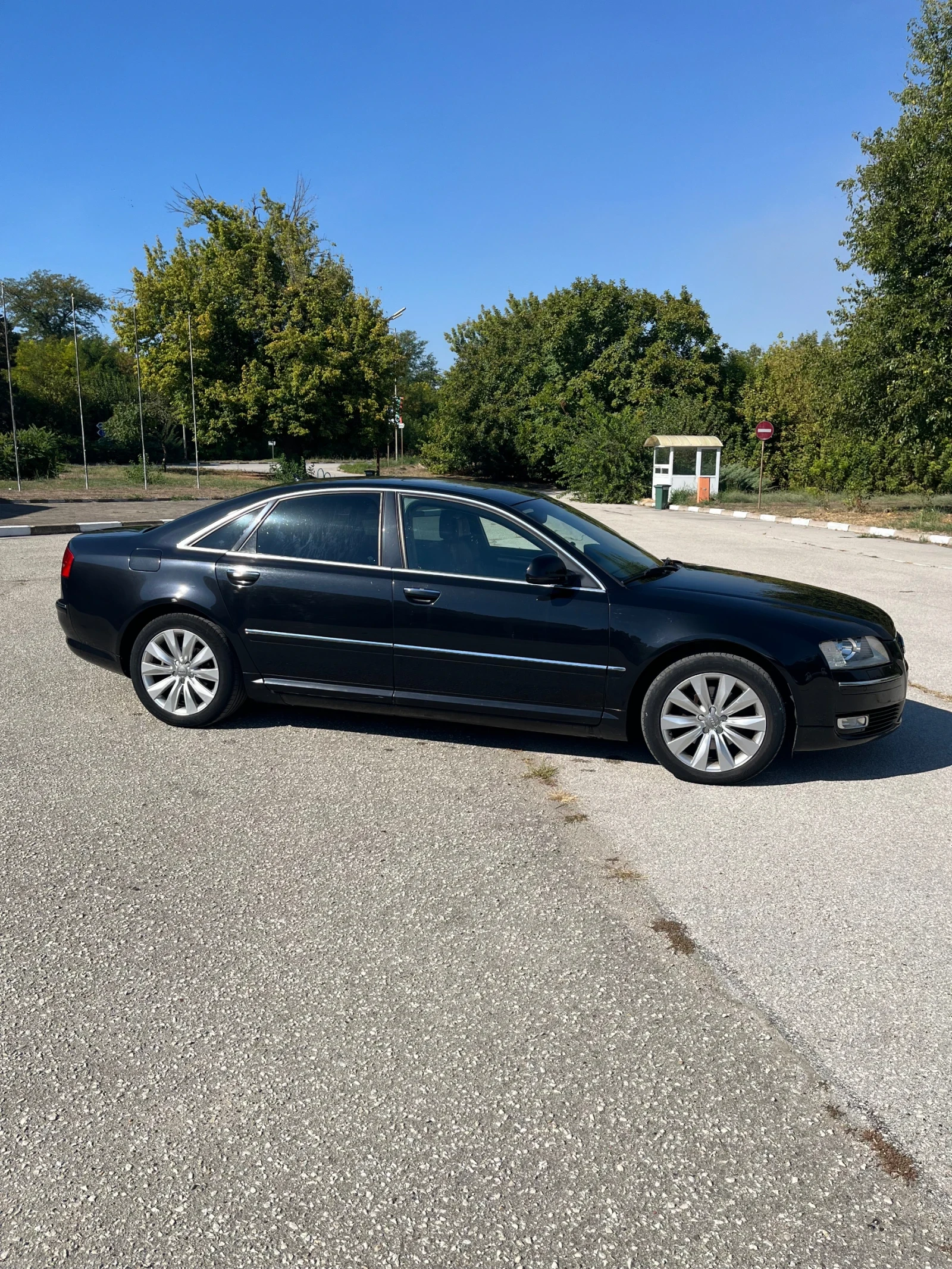 Audi A8 3.0 TDI D3, снимка 2 - Автомобили и джипове - 56593753