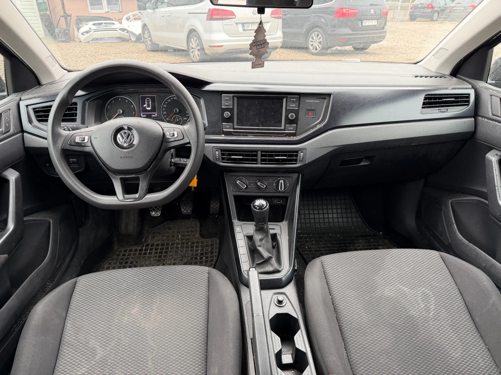 VW Polo 1.0i-75PS-78000km, снимка 11 - Автомобили и джипове - 56732434