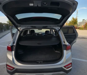 Обява за продажба на Hyundai Santa fe 2.2CRDI 4WD PREMIUM 2020г. ~43 499 лв. - изображение 9 | Auto.bg Обява за продажба на Hyundai Santa fe 2.2CRDI 4WD PREMIUM 2020г. ~43 499 лв. - изображение 9