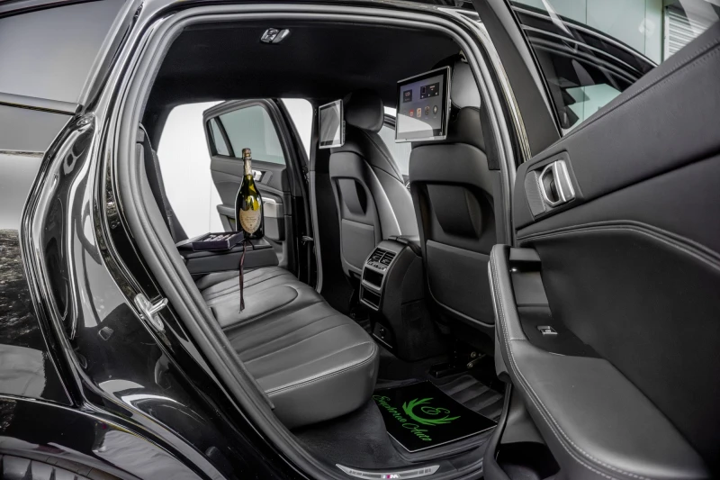 BMW X6 4.0D* X-DRIVE* M-PERFORM* LASER* 360CAM* SWAROVSKI, снимка 11 - Автомобили и джипове - 51991316