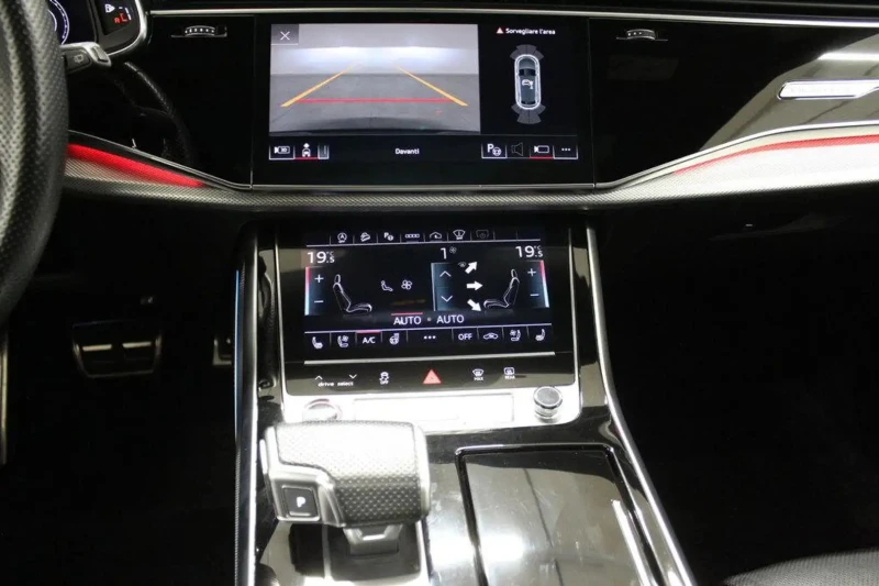 Audi RSQ8 4.0 TFSI V8 Mild Hybrid Quattro, снимка 9 - Автомобили и джипове - 53467976