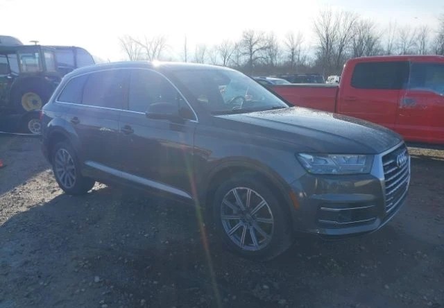 Audi Q7 55 Quattro* Bose* м.точка* подгрев* пано* , снимка 1 - Автомобили и джипове - 48715054