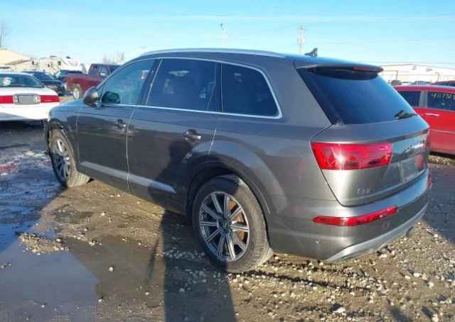 Audi Q7 55 Quattro* Bose* м.точка* подгрев* пано* , снимка 5 - Автомобили и джипове - 48715054