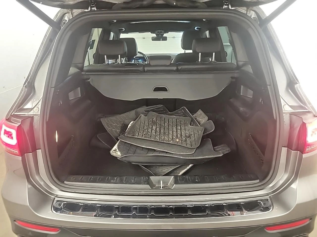 Mercedes-Benz GLB 250 БЕЗ ПЪРВОНАЧАЛНА ВНОСКА'КАРФАКС' - изображение 9