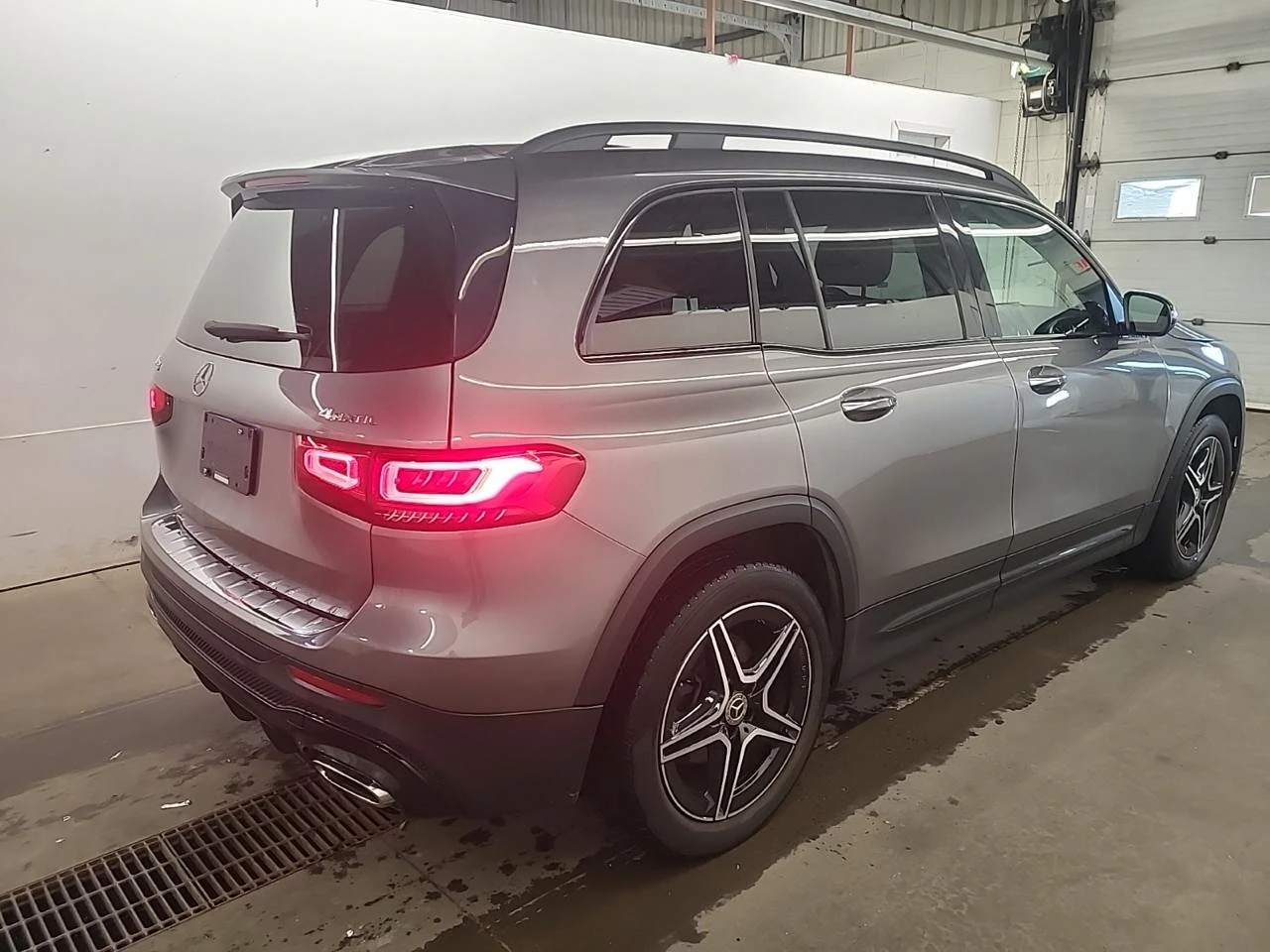 Mercedes-Benz GLB 250 БЕЗ ПЪРВОНАЧАЛНА ВНОСКА'КАРФАКС' - изображение 2