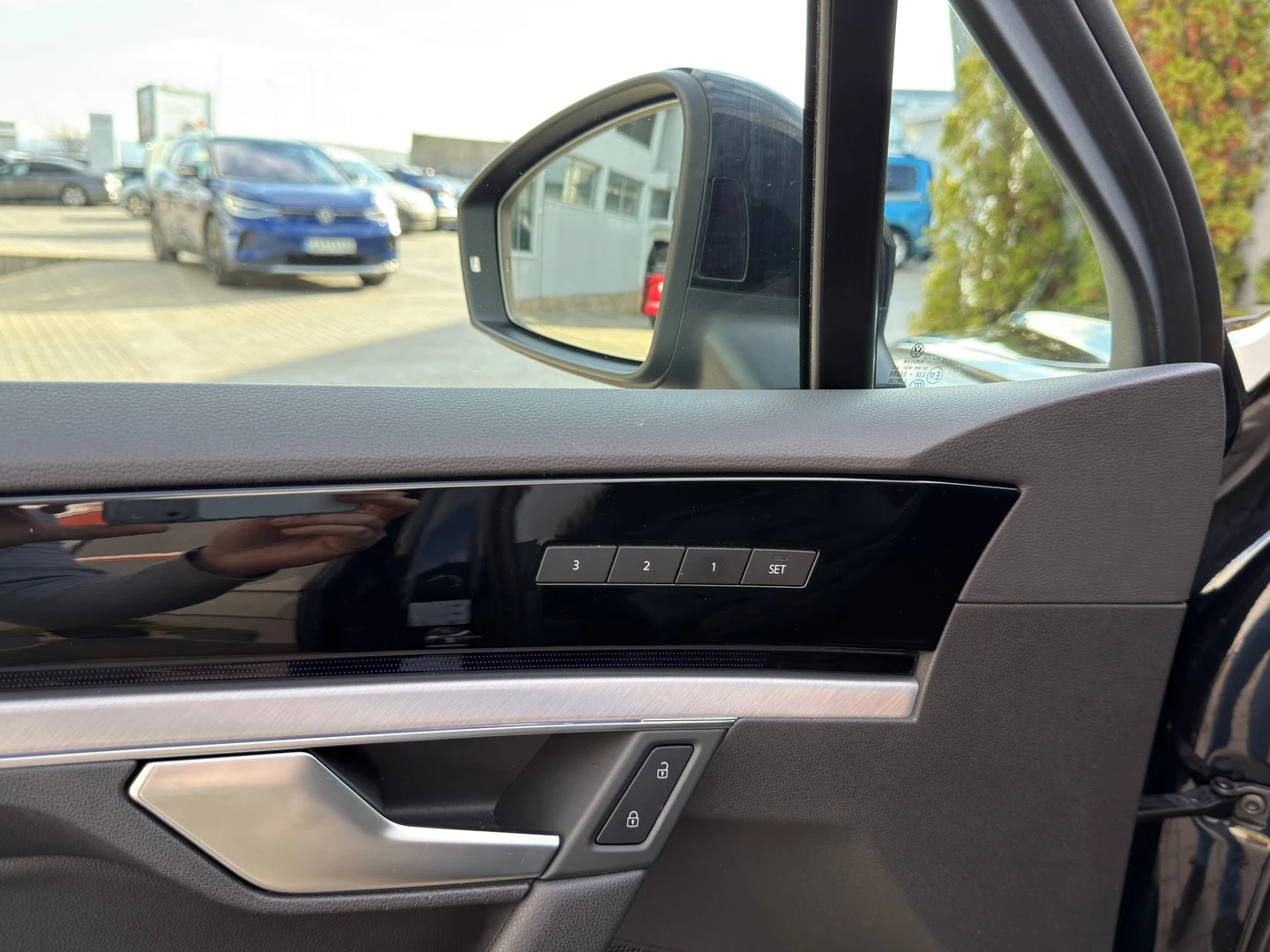 VW Touareg Elegance 3.0 V6 TDI SCR 4MOTION | Mobile.bg � ����������� 12