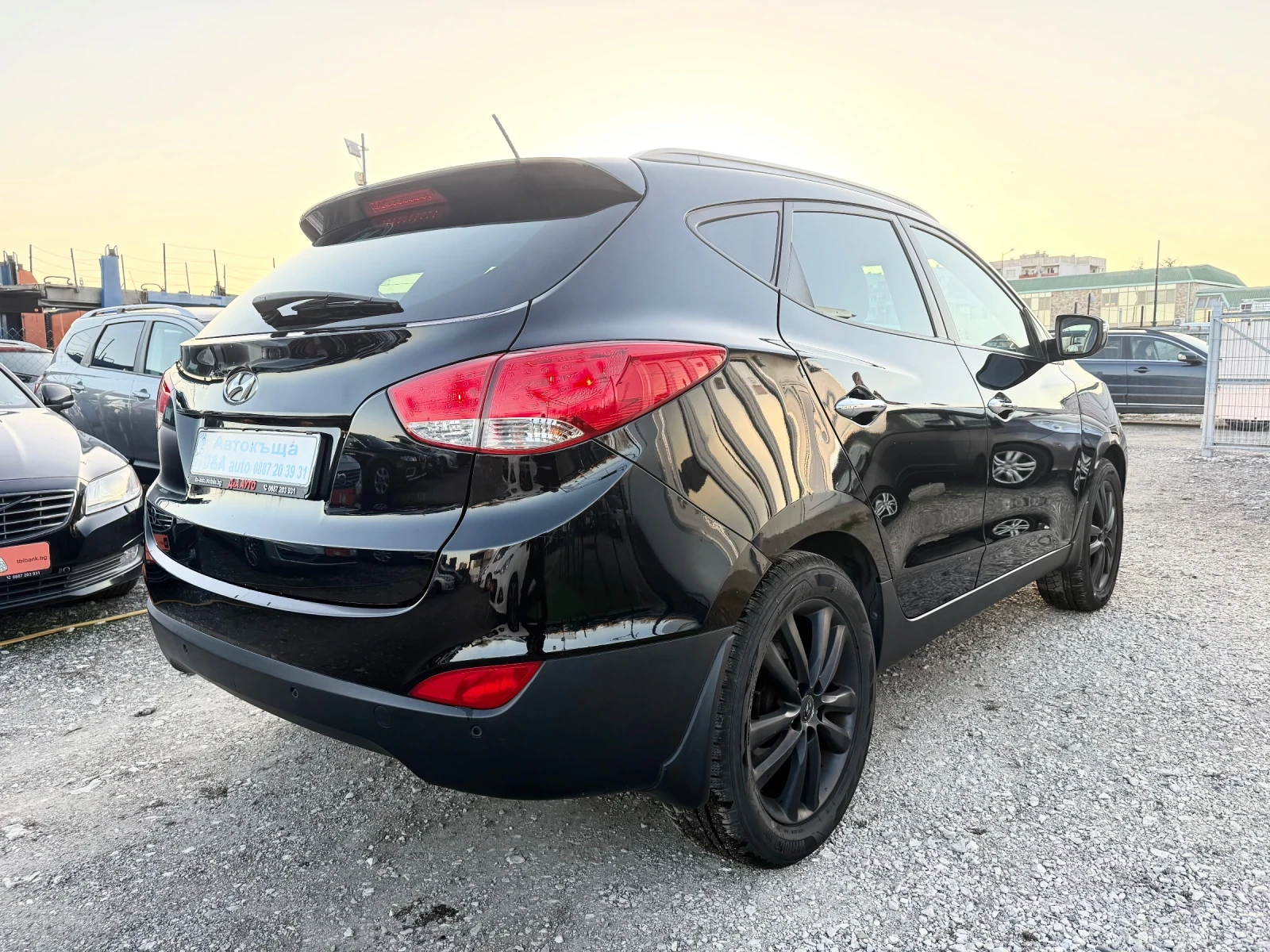 Hyundai IX35 2.0i-163к.с 4х4 Швейцария Пълна сервизна история., снимка 5 - Автомобили и джипове - 53802683