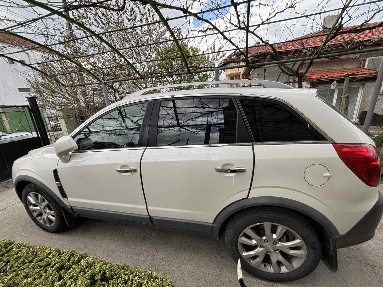 Opel Antara, снимка 5 - Автомобили и джипове - 54244647