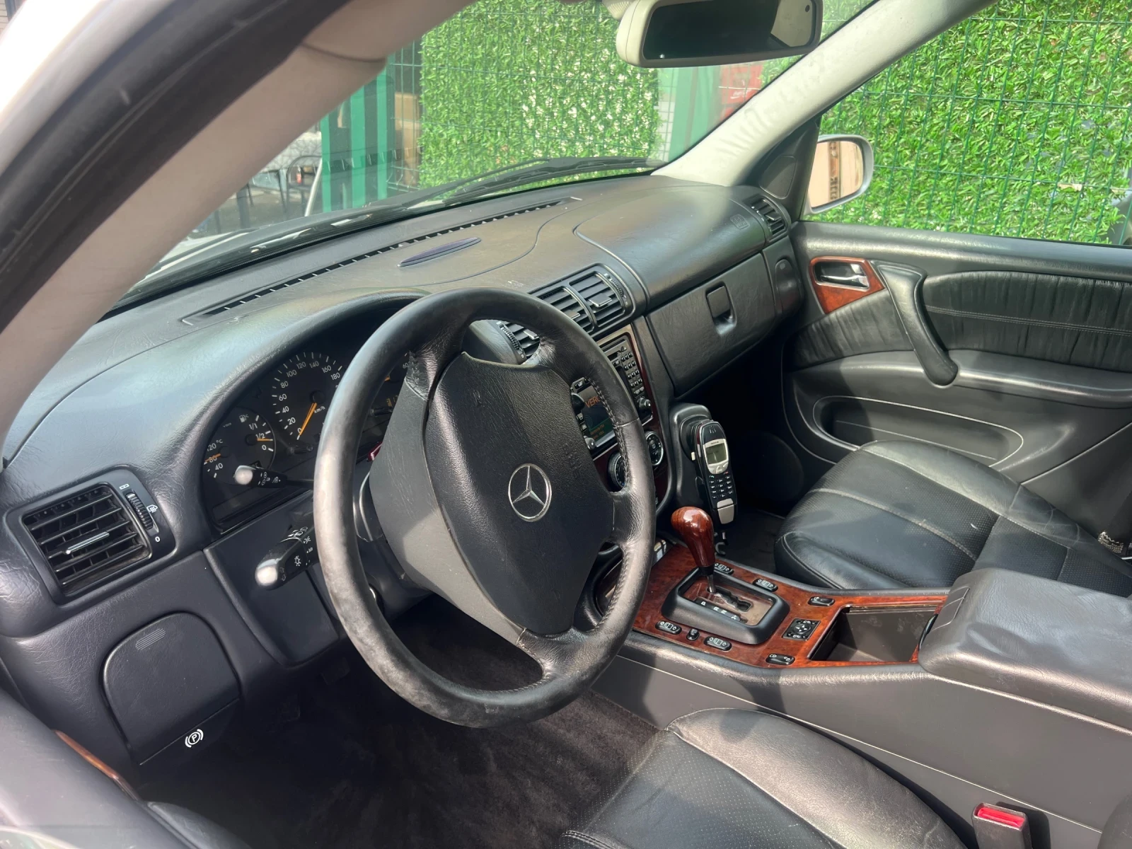 Mercedes-Benz ML 500, снимка 3 - Автомобили и джипове - 54394722