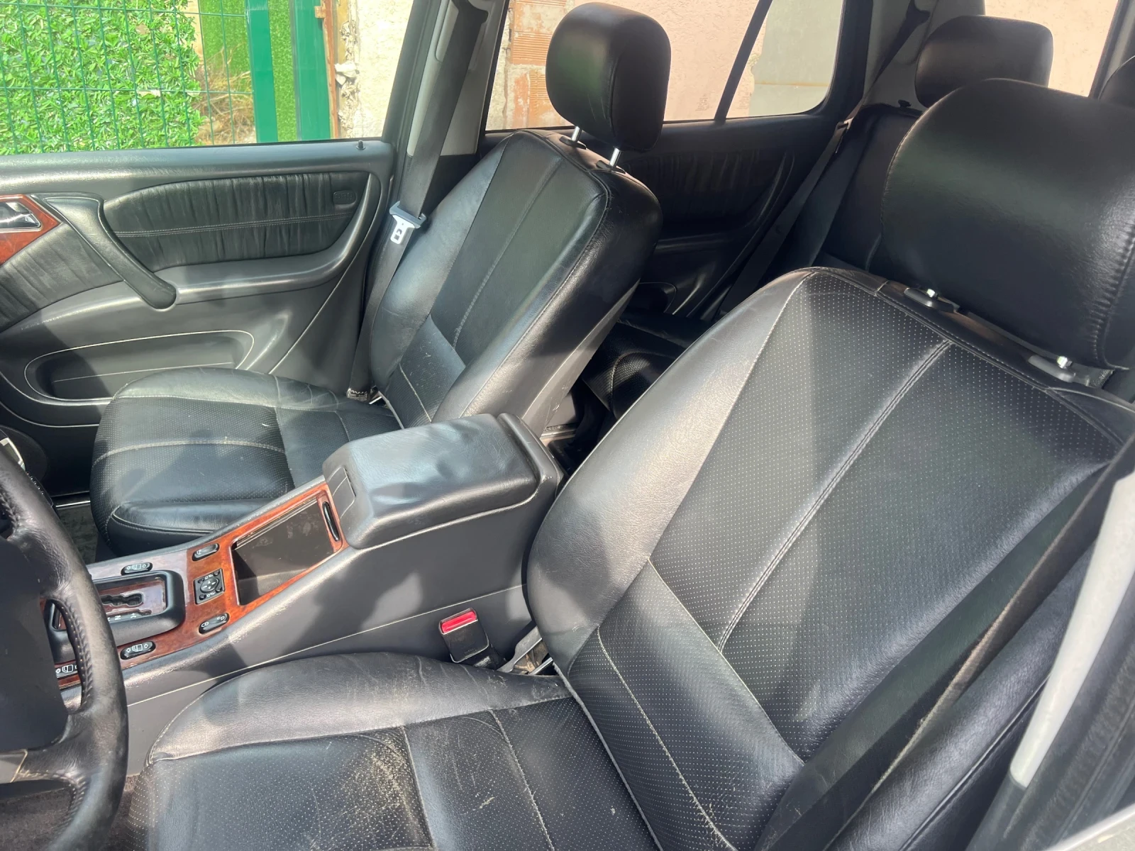 Mercedes-Benz ML 500, снимка 4 - Автомобили и джипове - 54394722