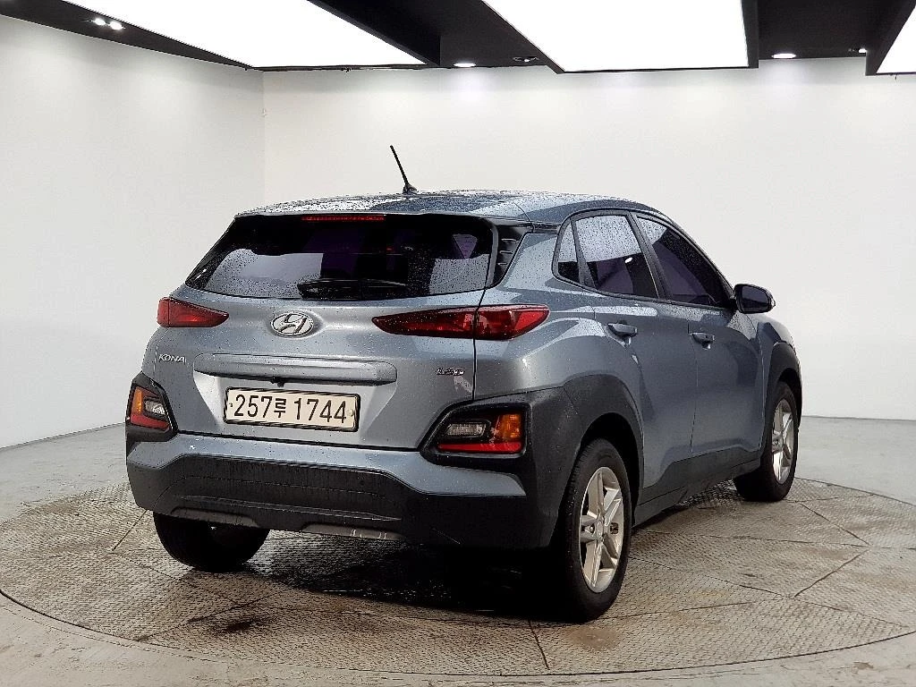 Hyundai Kona * 1.6* DIESEL* 2WD* ЦЕНАДОБГ!, снимка 4 - Автомобили и джипове - 55603319