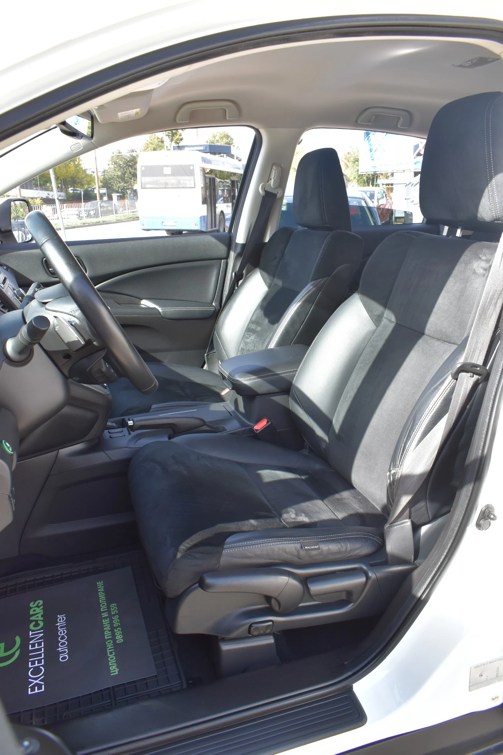 Honda Cr-v 2.0i* 4x4* LED, снимка 9 - Автомобили и джипове - 55815238