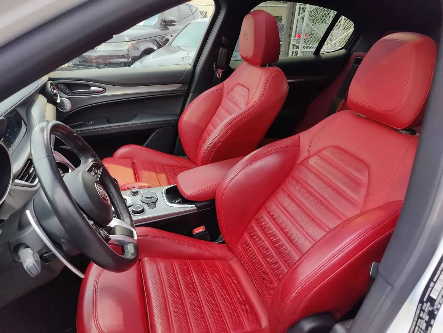 Alfa Romeo Stelvio Harman/Kardon * ����������* * ���� �� ��*  | Mobile.bg � ����������� 13