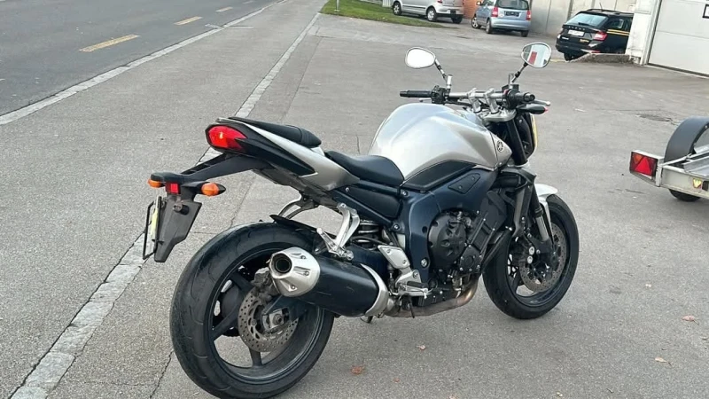 Yamaha FZ1 1000куб.150к.с внос от Швейцария с Платено Мито , снимка 3 - Мотоциклети и мототехника - 48499912