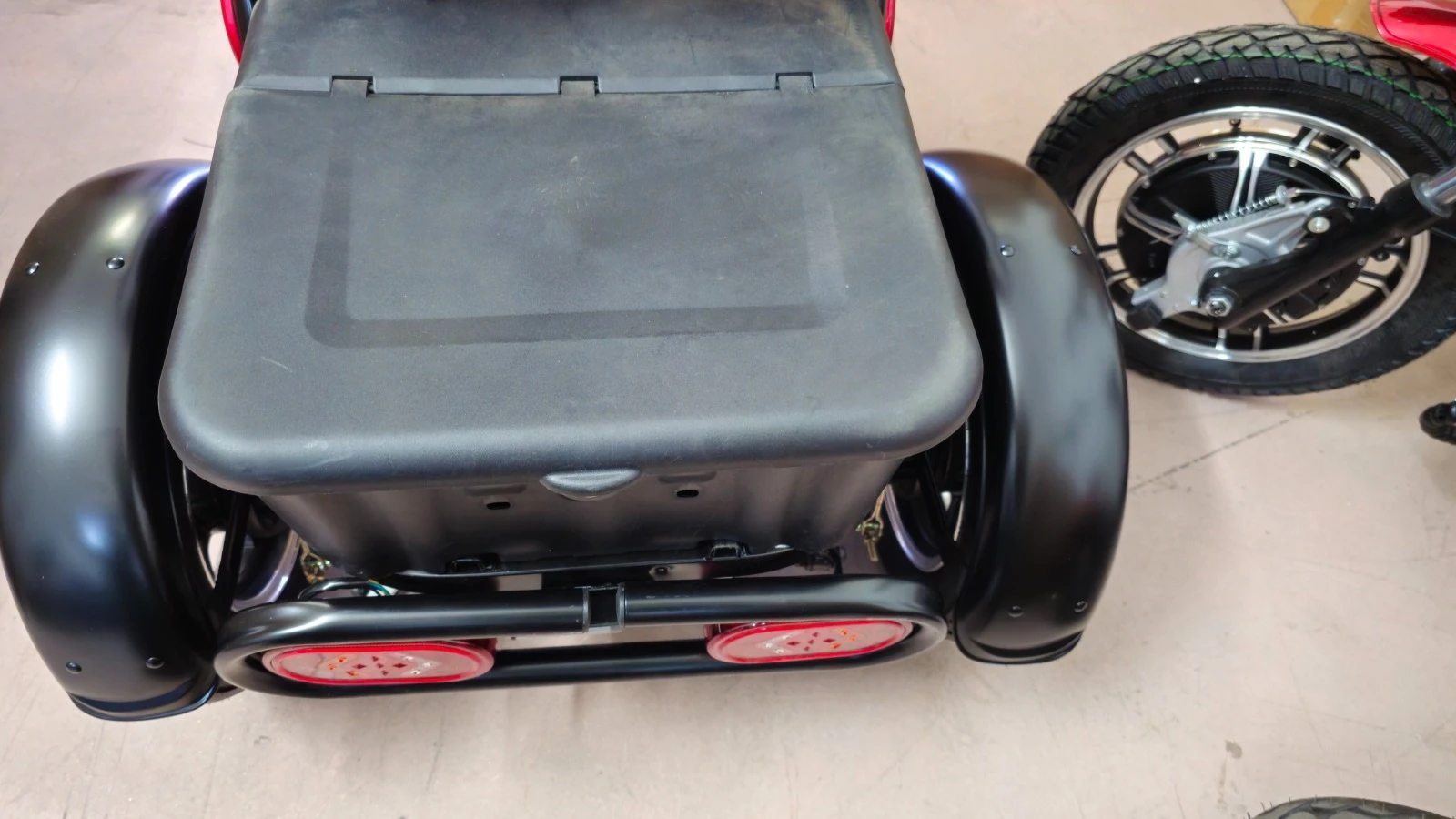 Falcon City Bug | Mobile.bg   13