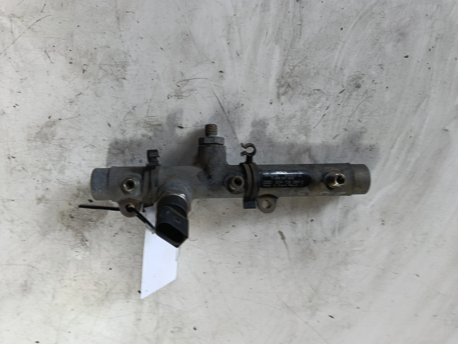 горивна рейка 3,0TDI 059130089D 059130758 Audi A6