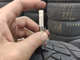 Гуми Зимни 215/60R16, снимка 7