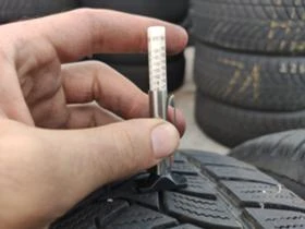 Гуми Зимни 215/60R16, снимка 6