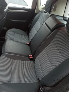 Mercedes-Benz A 180, снимка 8