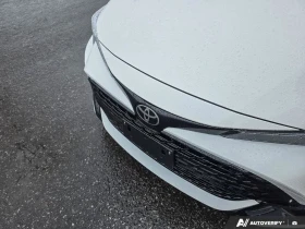 Toyota Corolla SE FWD, снимка 3