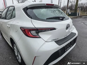 Toyota Corolla SE FWD, снимка 8