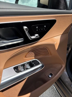 Mercedes-Benz E 220 d 4MATIC, снимка 12