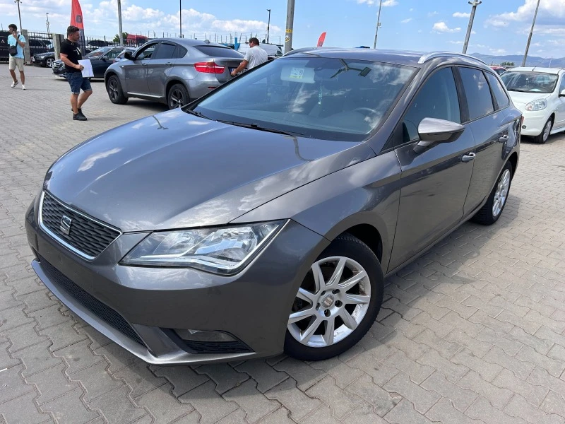 Seat Leon 1.6TDI AVTOMAT/NAVI EURO 5 ЛИЗИНГ, снимка 1 - Автомобили и джипове - 46153609