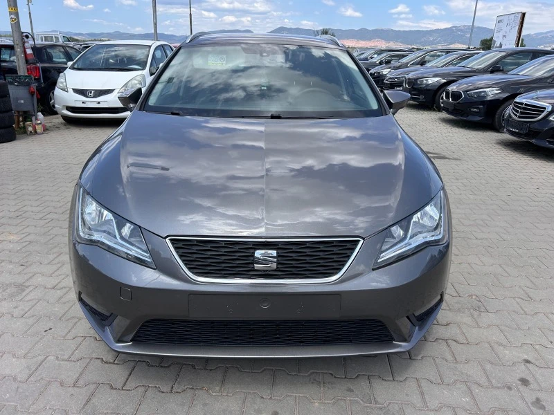 Seat Leon 1.6TDI AVTOMAT/NAVI EURO 5 ЛИЗИНГ, снимка 3 - Автомобили и джипове - 46153609