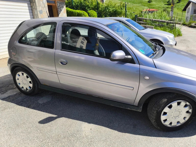 Opel Corsa 1.7 CDTI, снимка 3 - Автомобили и джипове - 47357282