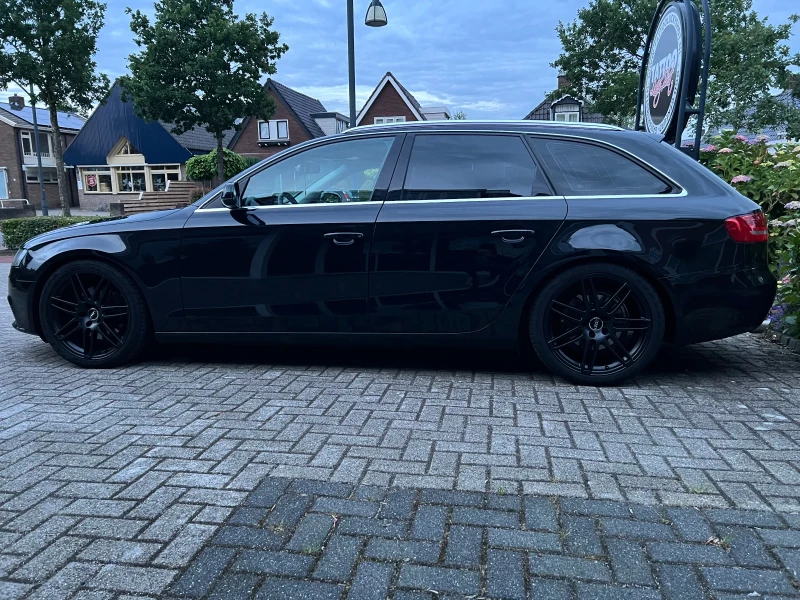 Audi A4 2.7 TDI V6 Avant, снимка 7 - Автомобили и джипове - 47908546