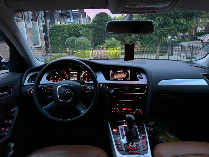 Audi A4 2.7 TDI V6 Avant, снимка 11 - Автомобили и джипове - 47908546