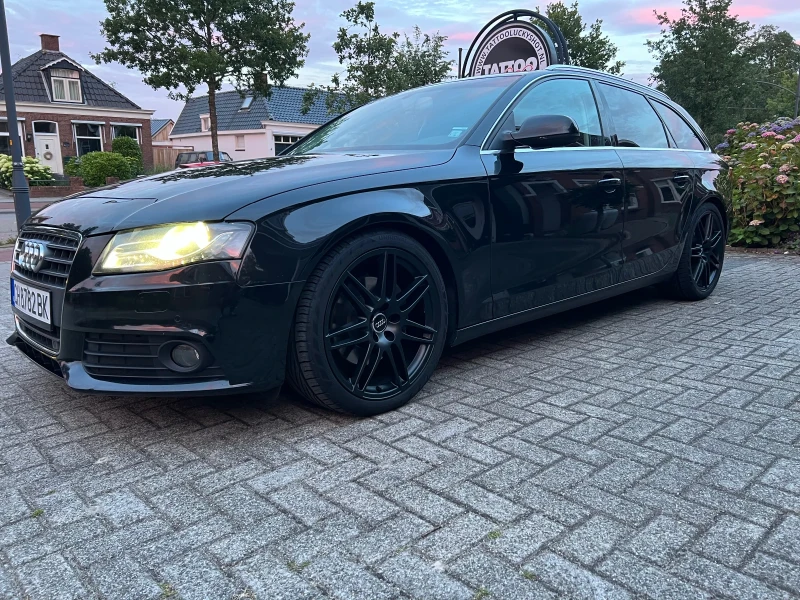 Audi A4 2.7 TDI V6 Avant, снимка 2 - Автомобили и джипове - 47908546