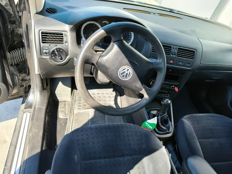 VW Golf 1.9 TDI 101, снимка 3 - Автомобили и джипове - 47412285