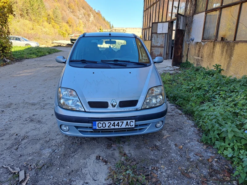 Renault Scenic 1.6 16v, снимка 3 - Автомобили и джипове - 47779342