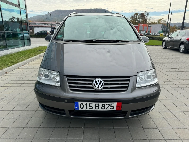 VW Sharan 6+ 1 HighLine Xenon -TOP!, снимка 2 - Автомобили и джипове - 47807143