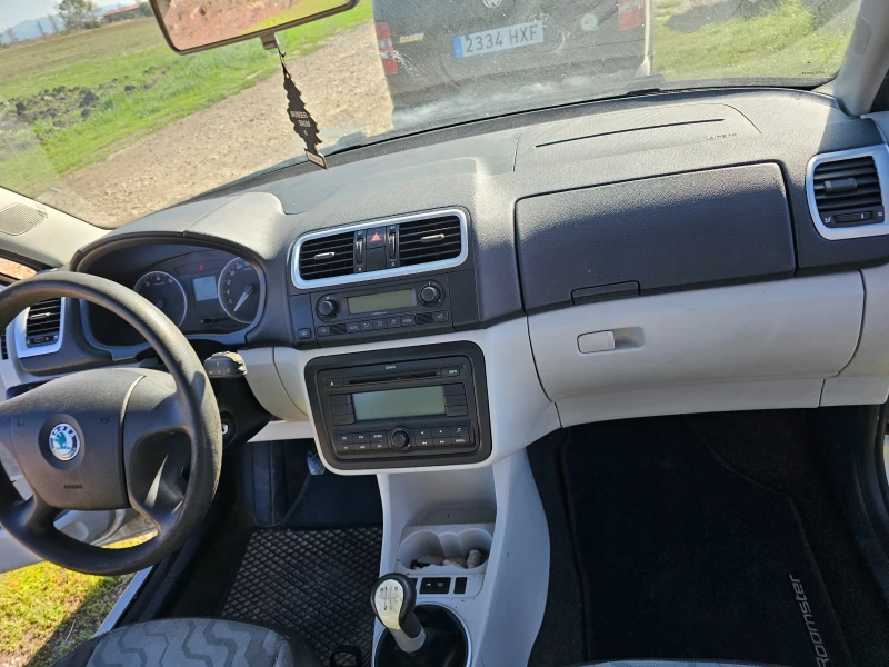 Skoda Roomster 1.6 , снимка 7 - Автомобили и джипове - 47941459