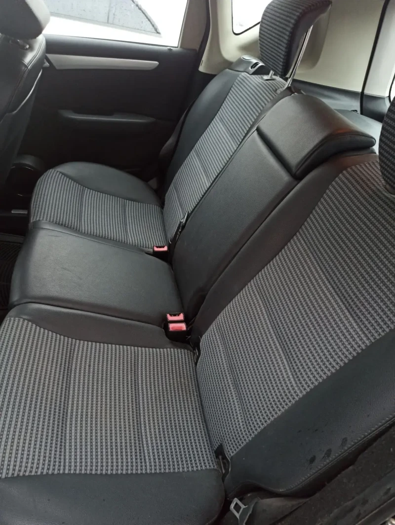 Mercedes-Benz A 180, снимка 8 - Автомобили и джипове - 52731921