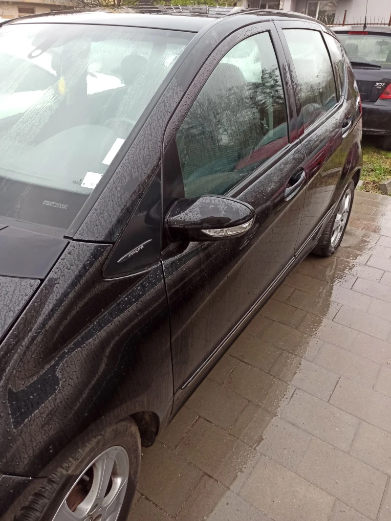 Mercedes-Benz A 180, снимка 6 - Автомобили и джипове - 52731921