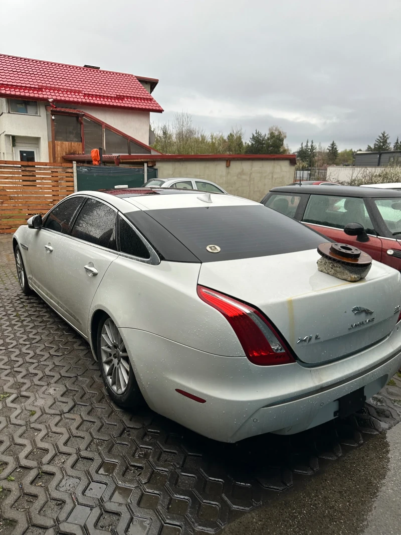 Jaguar Xj, снимка 5 - Автомобили и джипове - 50876657