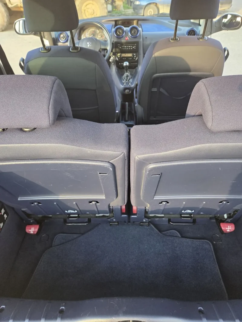 Peugeot 1007 1.4, снимка 8 - Автомобили и джипове - 52580567