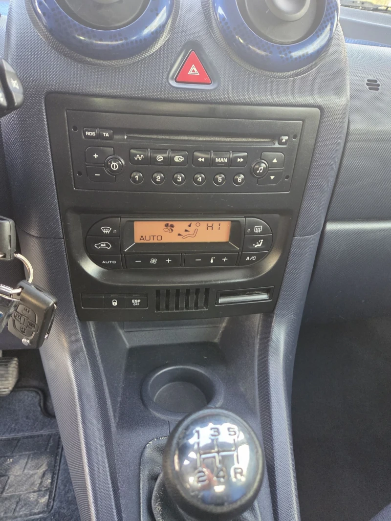 Peugeot 1007 1.4, снимка 13 - Автомобили и джипове - 52580567