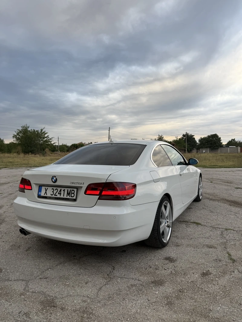 BMW 325 I, снимка 7 - Автомобили и джипове - 52127851