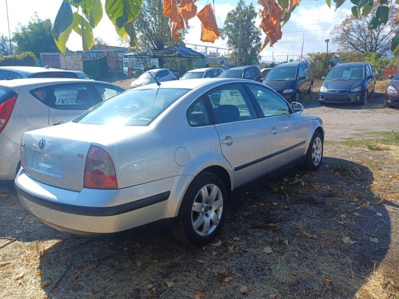 VW Passat 1.9 С НОВИ ГУМИ, снимка 4 - Автомобили и джипове - 51892685