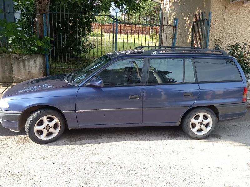 Opel Astra ИСУЗО, снимка 2 - Автомобили и джипове - 51947069