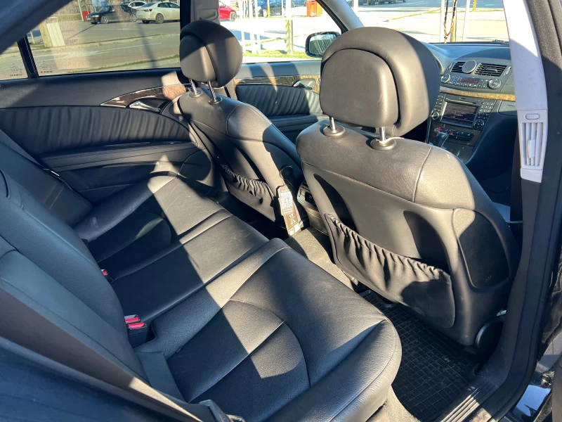 Mercedes-Benz E 280, снимка 9 - Автомобили и джипове - 53253729