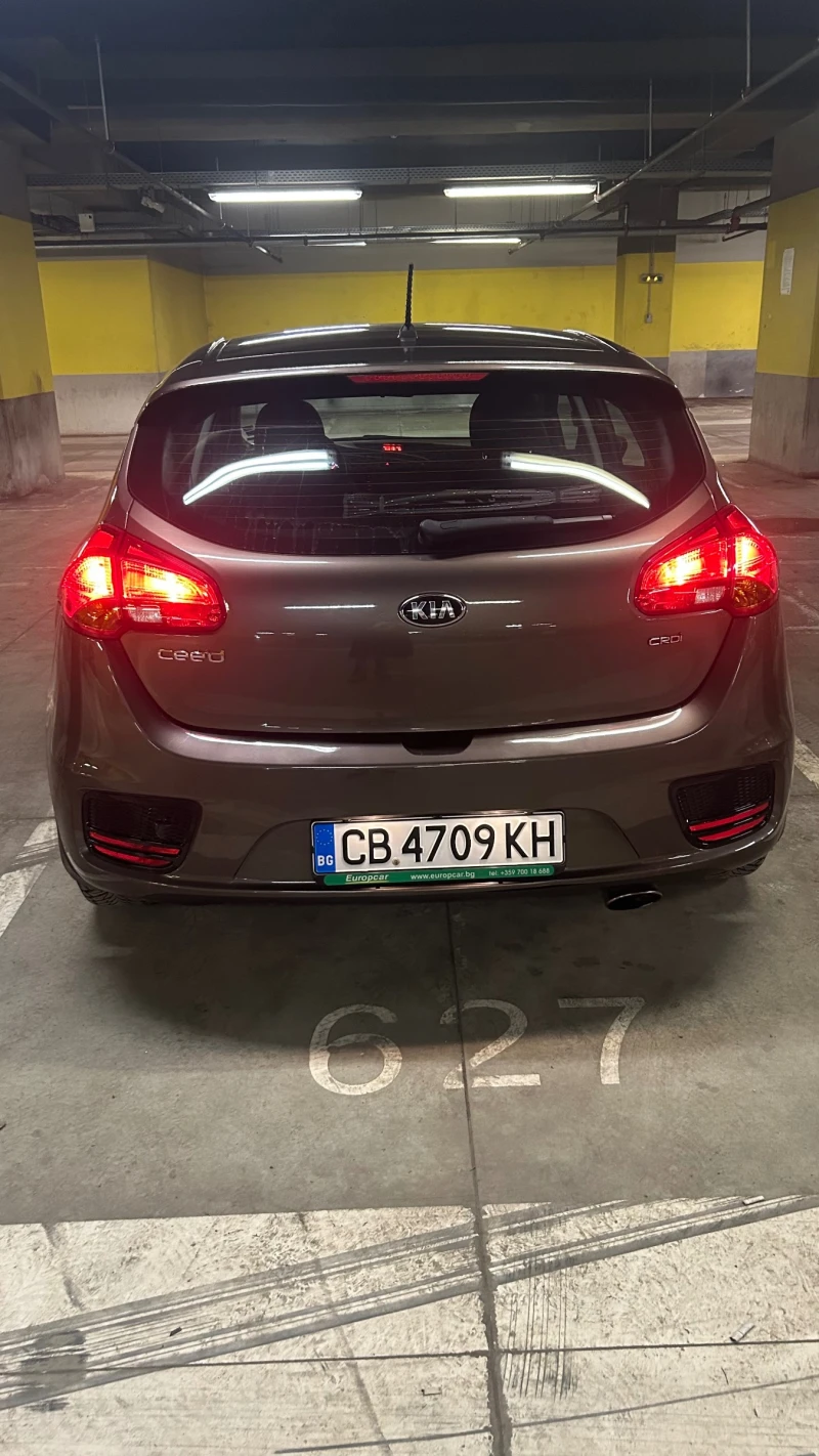 Kia Ceed, снимка 3 - Автомобили и джипове - 53419554