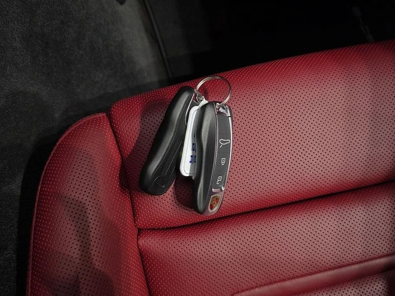 Porsche Panamera 2.9 DGP Automatic, снимка 16 - Автомобили и джипове - 55906377