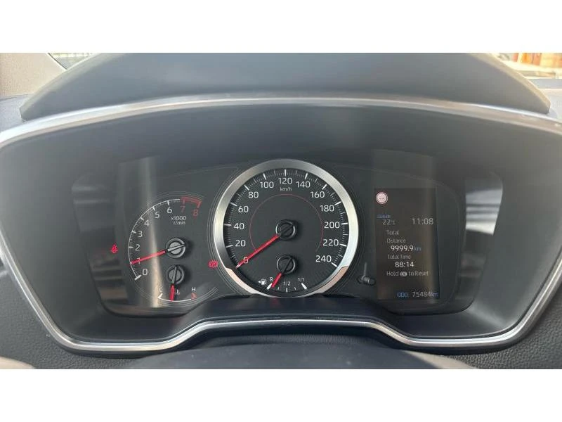 Toyota Corolla SDN 1.5P MT COMFORT, снимка 14 - Автомобили и джипове - 55951562