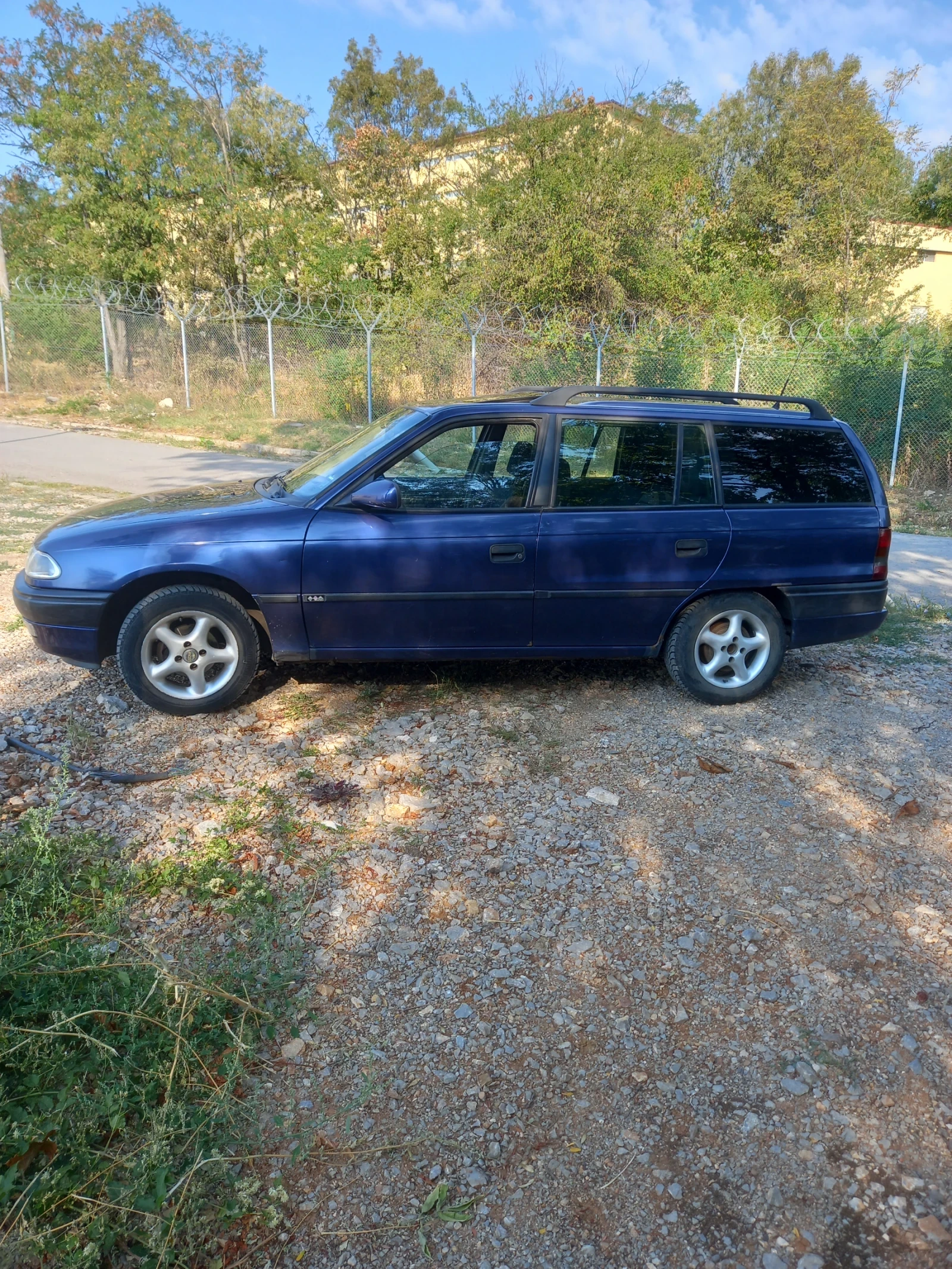 Opel Astra ИСУЗО, снимка 1